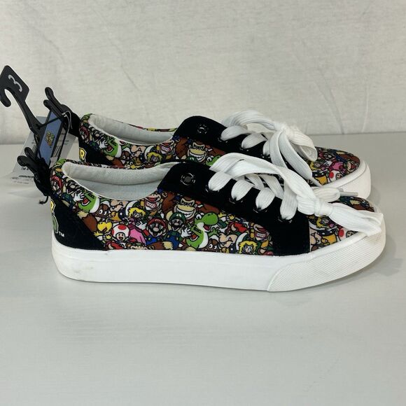 Nintendo Other - Nintendo Super Mario Graphic Canvas Lace-Up Sneaker Shoes Unisex Youth Size 3